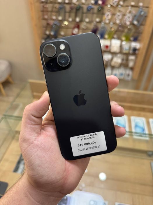iPhone 15 Black 128GB 90%