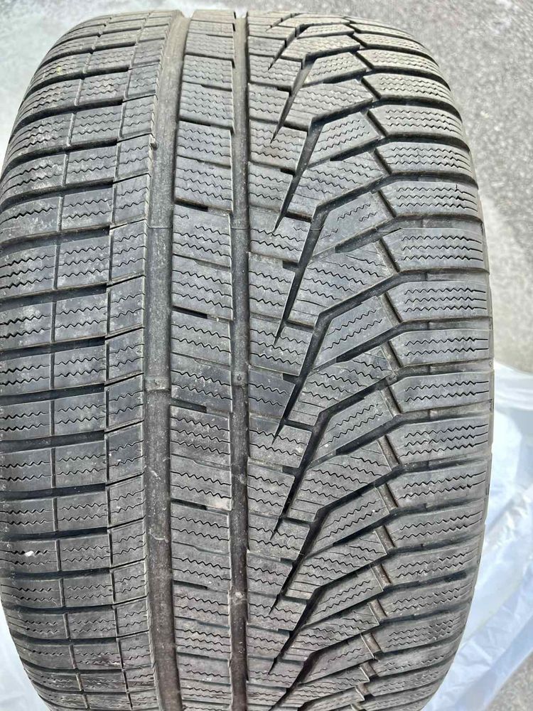 Зимни гуми Hankook 245/35/20, 275/30/20