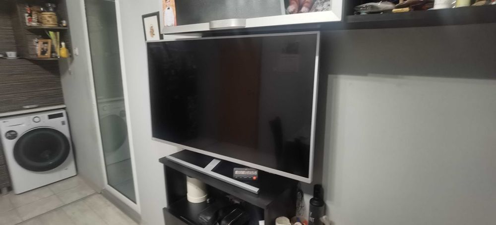 Телевизор Филипс 43 инча Смарт 8 ма серия