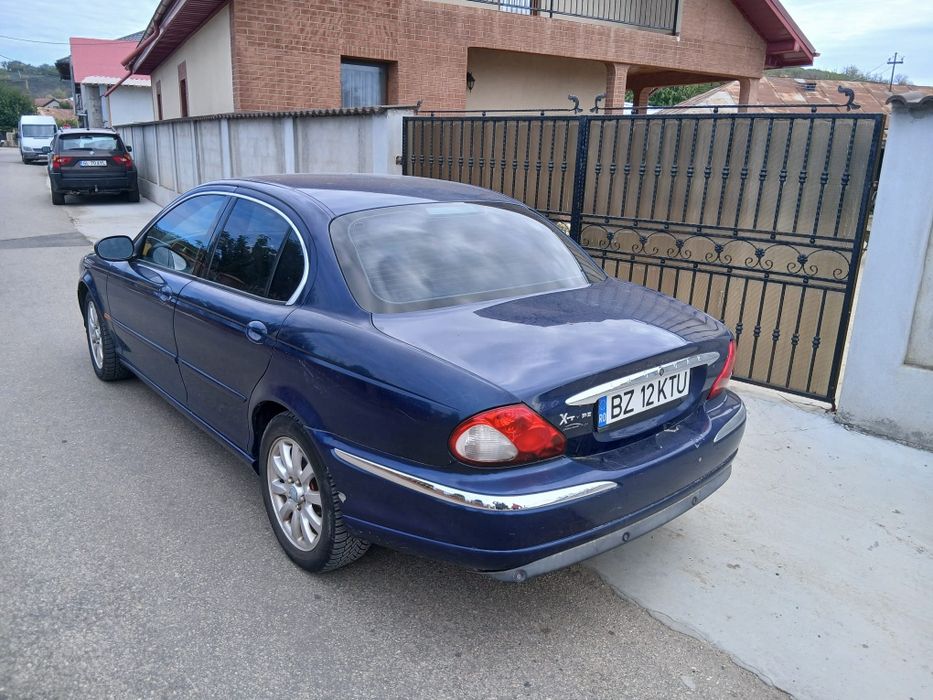 Vând Jaguar X-type an 2002 benzina și gpl
