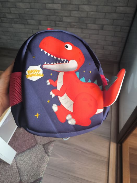 Ghiozdanel nou copil