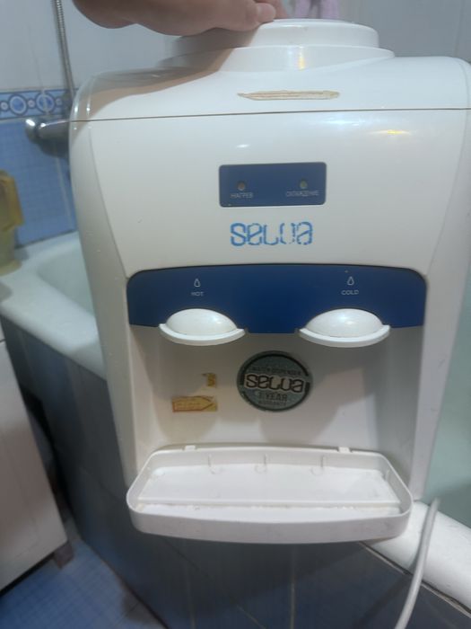 Продается кулер в среднем состоянии