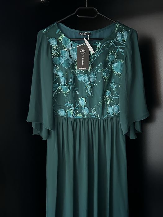 Vând Rochie DyFashion nouă cu etichetă