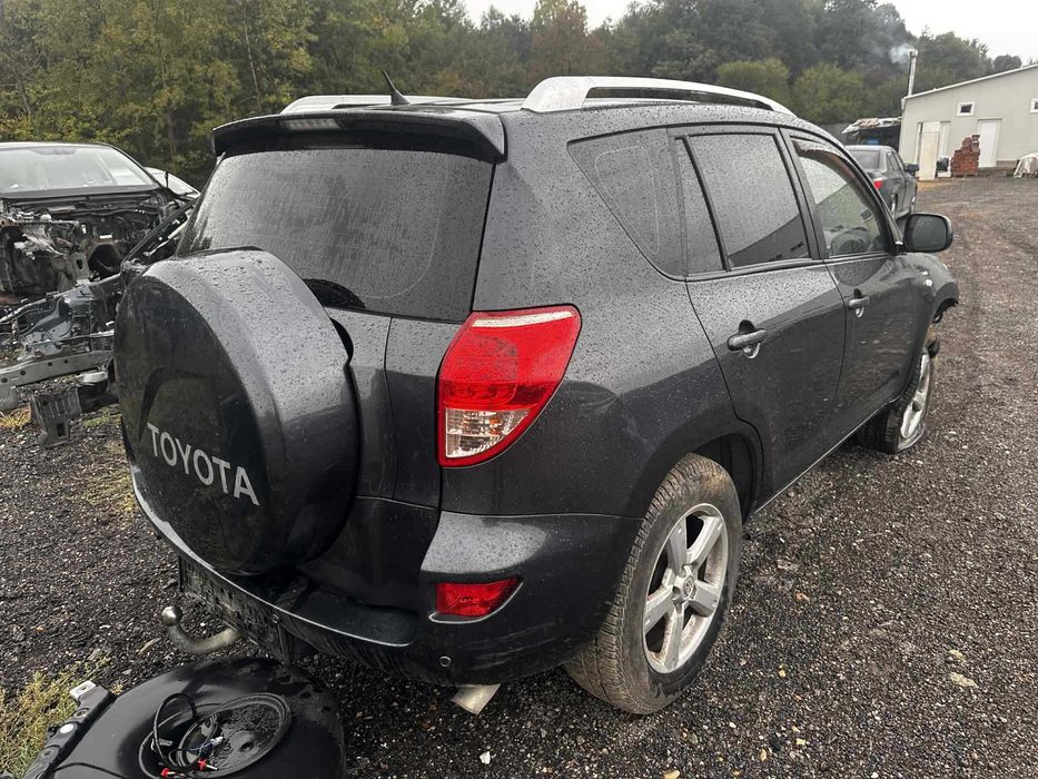 На части Toyota RAV4 2 2 D4D 136 к с 2006 г