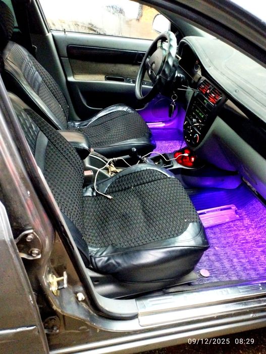 Lasetti 2.2L mator sotiladi yoki obmen