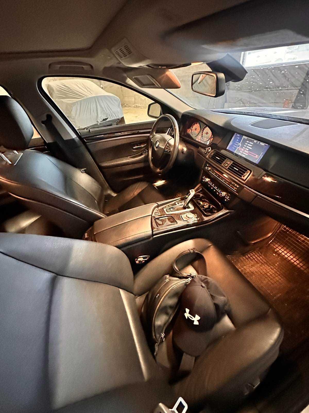 BMW 528 i xDrive - 2012
