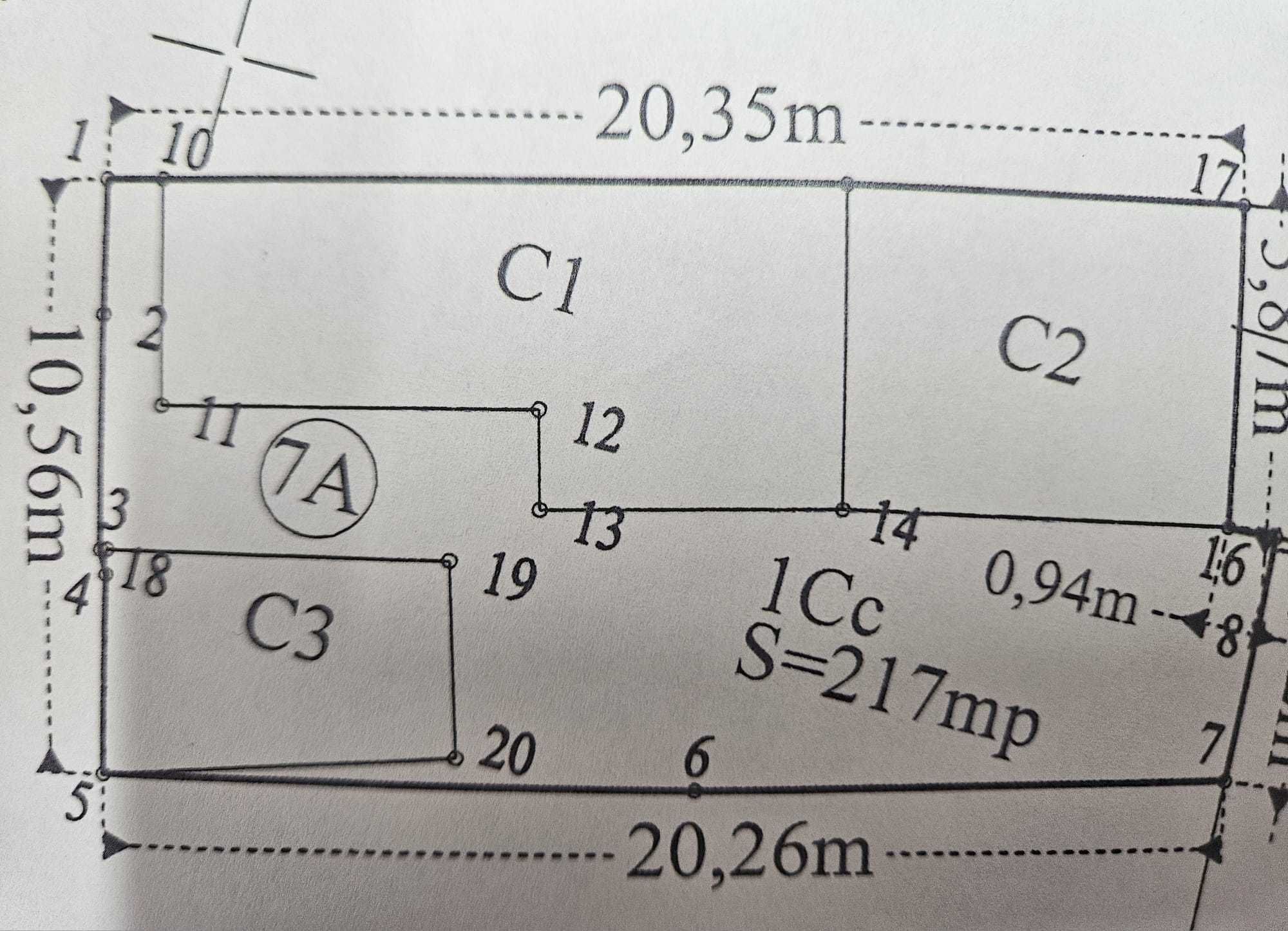 teren  217 mp cu casa demolabila - la aprox 2 km de parcul Tineretului