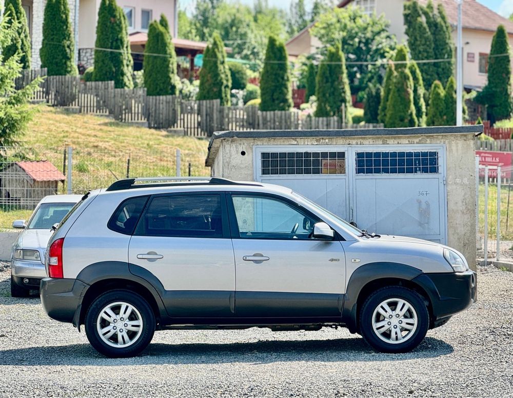 HYUNDAI Tucson 2.0CRDI 140CP 6+1 Trepte / 4X4 4WD / 2009 / Piele