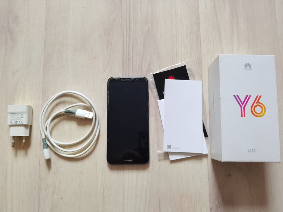 Продам смартфон  Huawei Y6