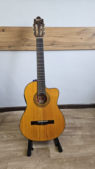 Gitara sotiladi Tagima firma uskiy gitara nelon