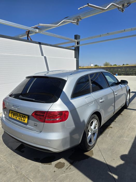 Audi A4 TDI Quattro Se S/S Volan Dreapta
AUTOMATA,