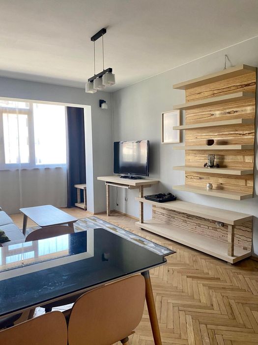 Дава се под наем Тристаен апартамент в Варна, Зимно кино Тракия - 90 кв.м за 600 € - Снимка #2