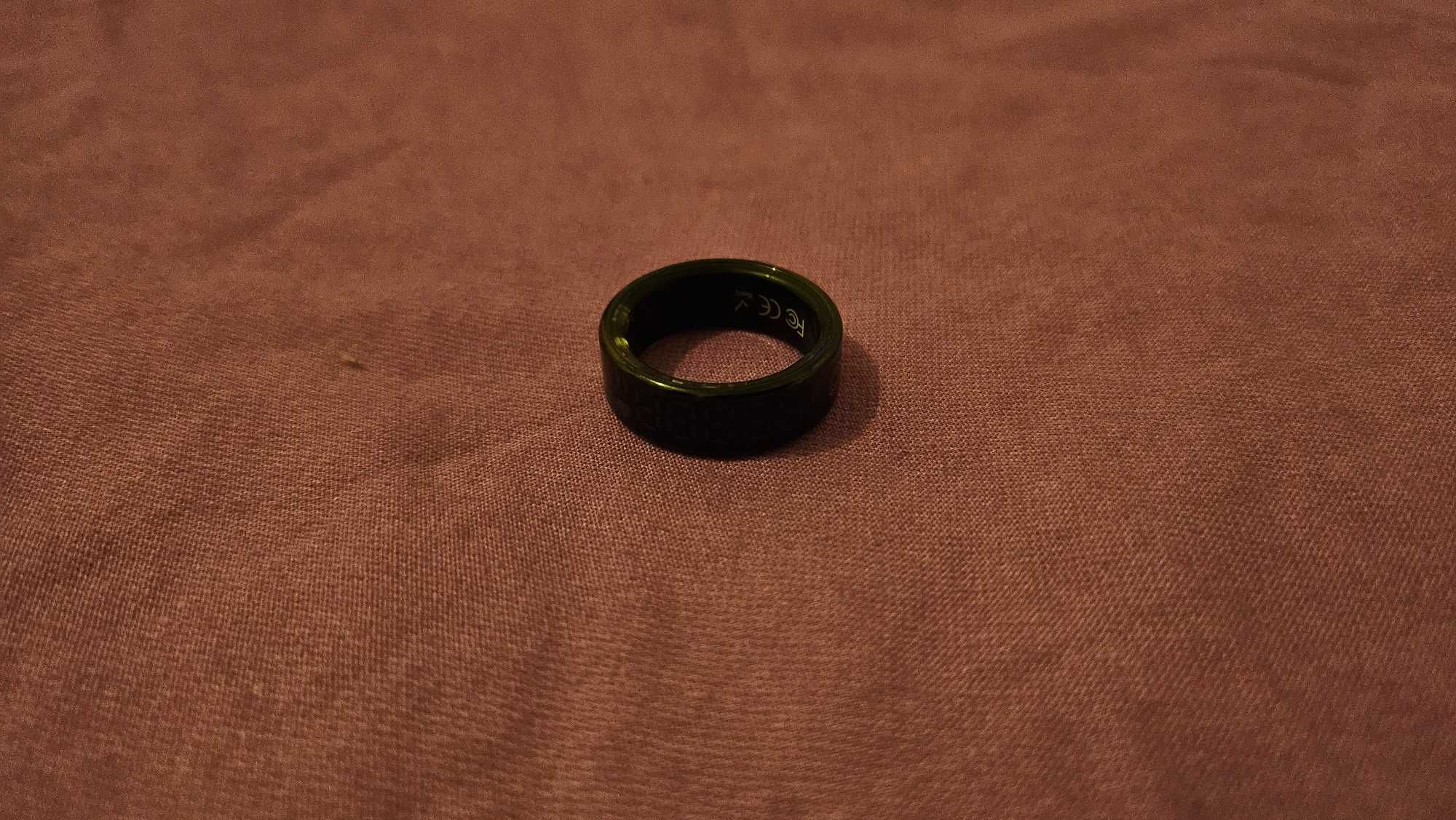 Cel mai nou Smart Ring cu display