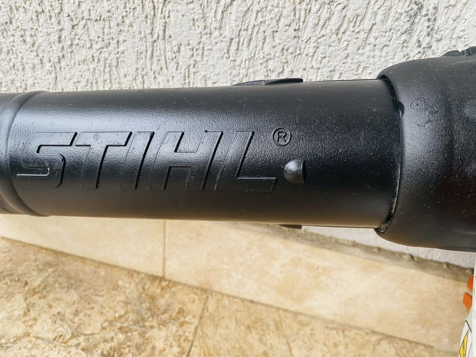 Stihl suflanta frunze BG 86C