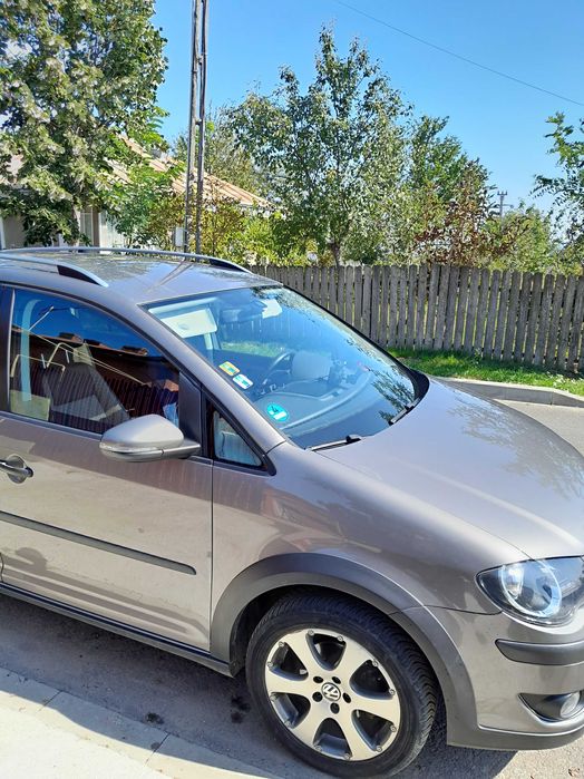 Touran cross 1.4 benzină