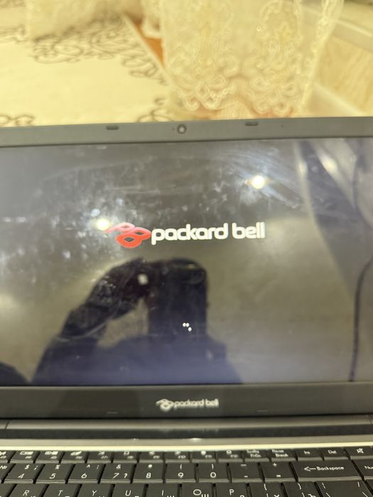 Продаю ноутбук диогональ 15,6"