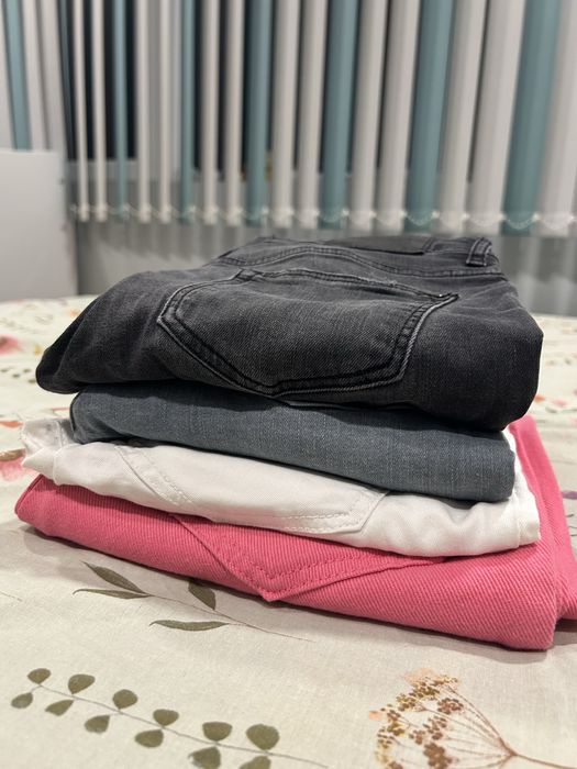 Продавам лот дамски дънки