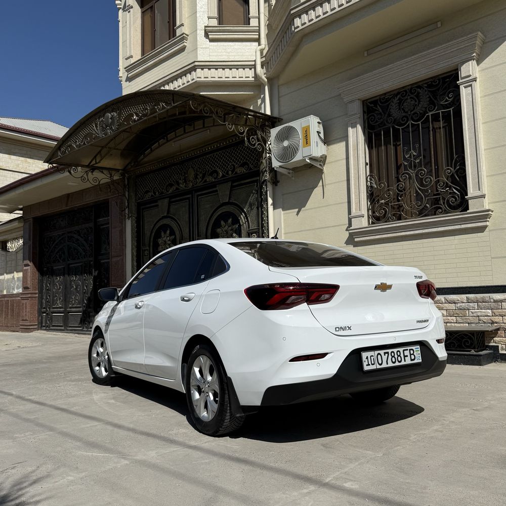 Chevrolet onix 2023