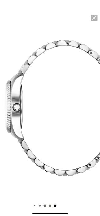 Дамски часовник.