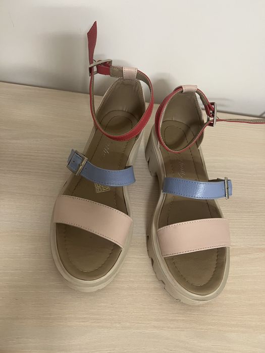 Sandale de vara din piele