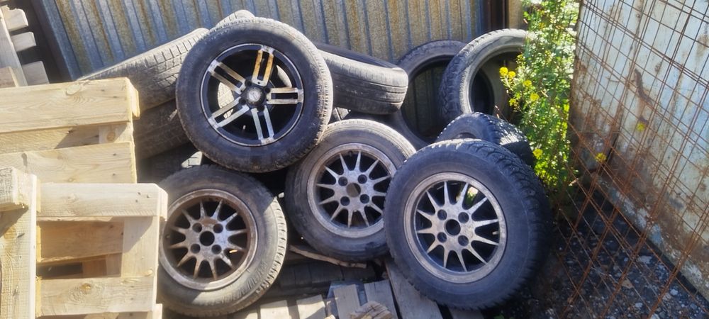 Продам шины зимние с Титанами 175/70/R13