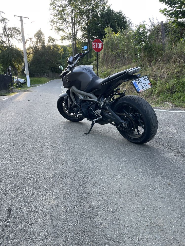 Yamaha mt 09 an 2014 ABS