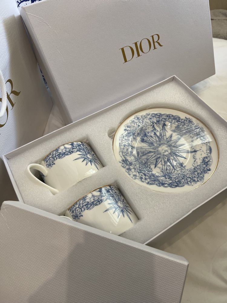 Посуда Dior из фарфора