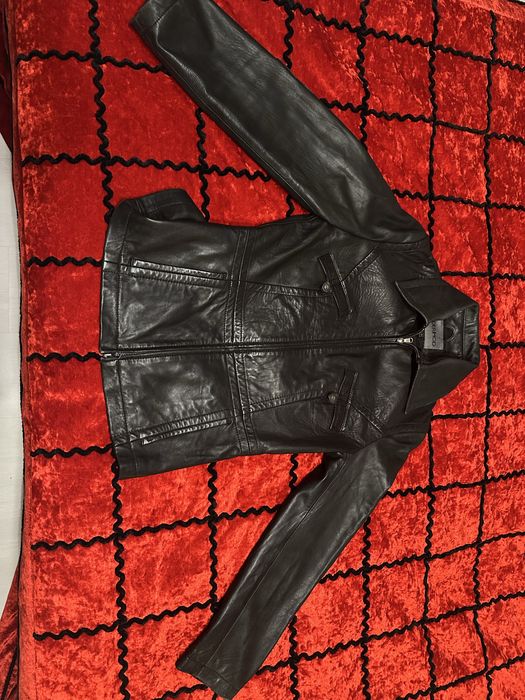 тънко дамско кожено палто