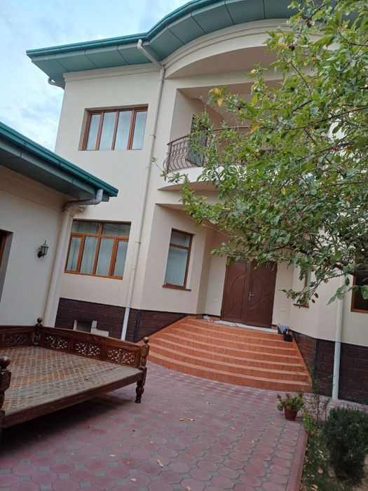 Уй сотилади 4.76 сотих