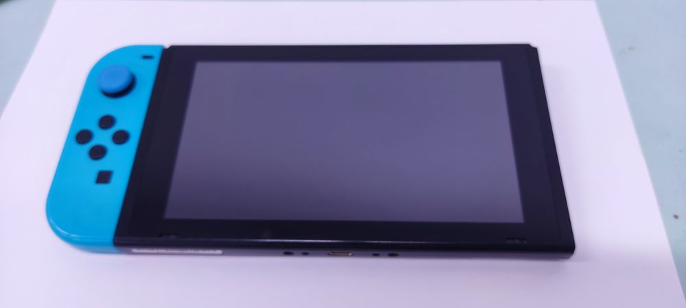 Nintendo Switch V2 на запчасти! Нет материнской платы!