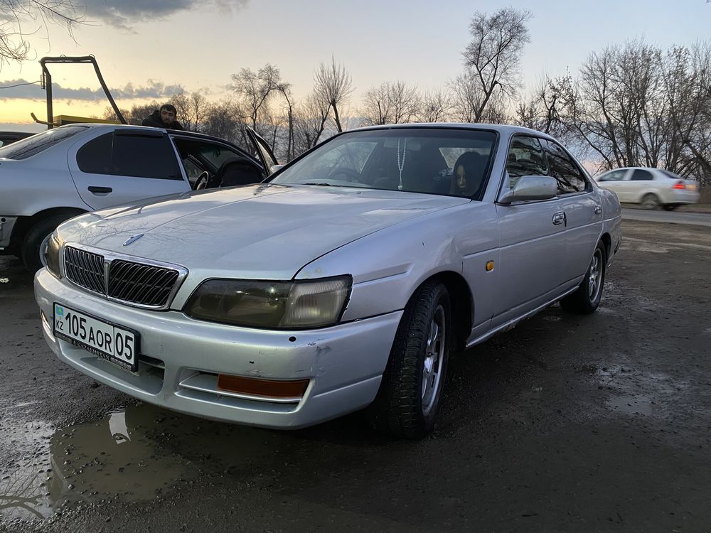 Продам Nissan Laurel c35