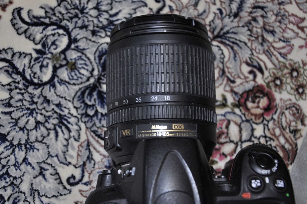 Nikon D7000 + Obiectiv 18-105mm VR