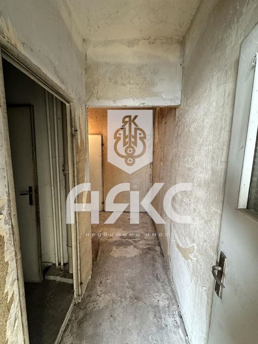 Продава се Двустаен апартамент в София, Надежда 1 - 45 кв.м за 2445 €/кв.м - Снимка #2