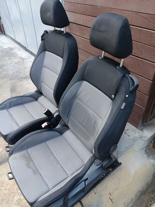 Предни седалки за VW Eos
