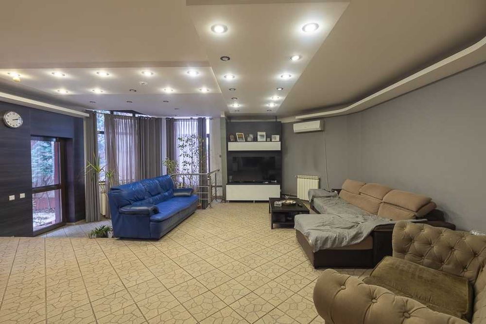 Inchiriere casa pentru gradinita/camin - 400mp teren - Voluntari