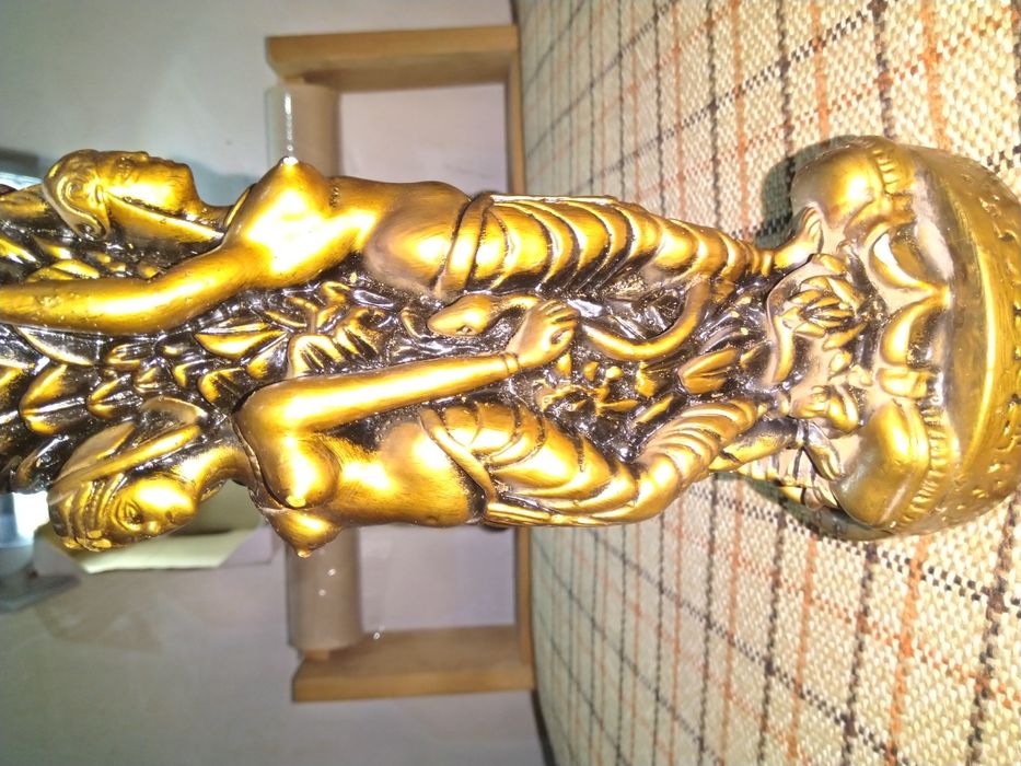 Много красиви гипсови свещници