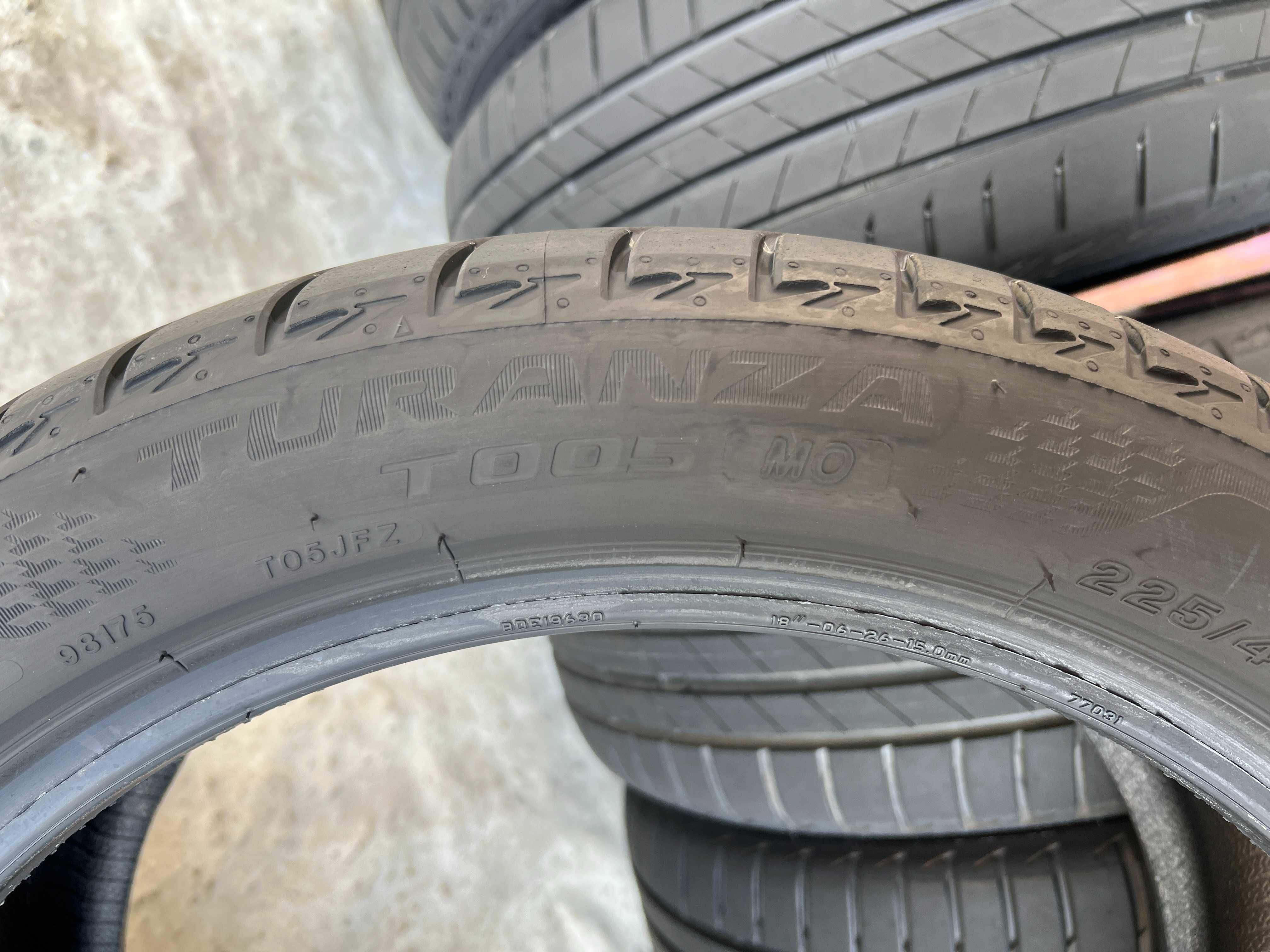 Летни гуми 225/45R18 Bridgestone Turanza T005 MO 91W с борд DOT2323