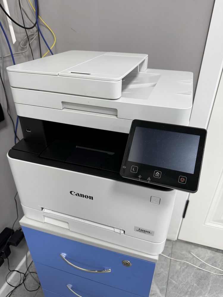 Canon принтер 3в1, цветной