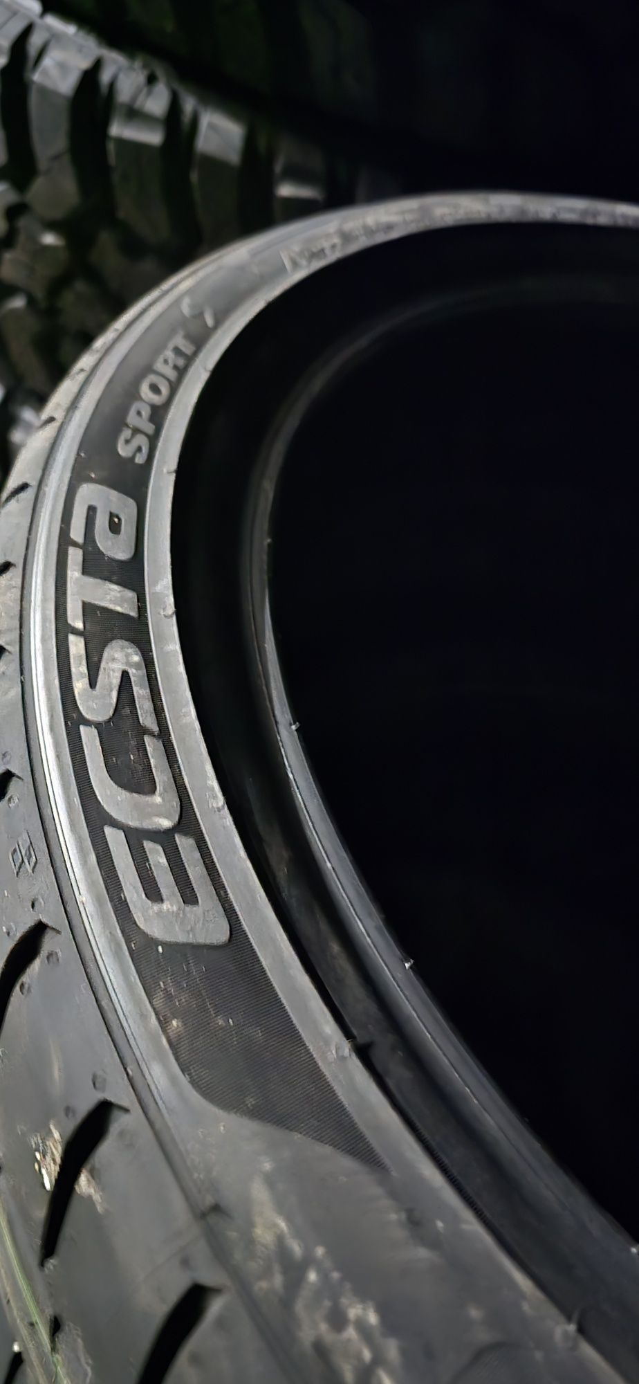 245 40 20 и 275 35 20 спорт пакет летни гуми Kumho sport S EV