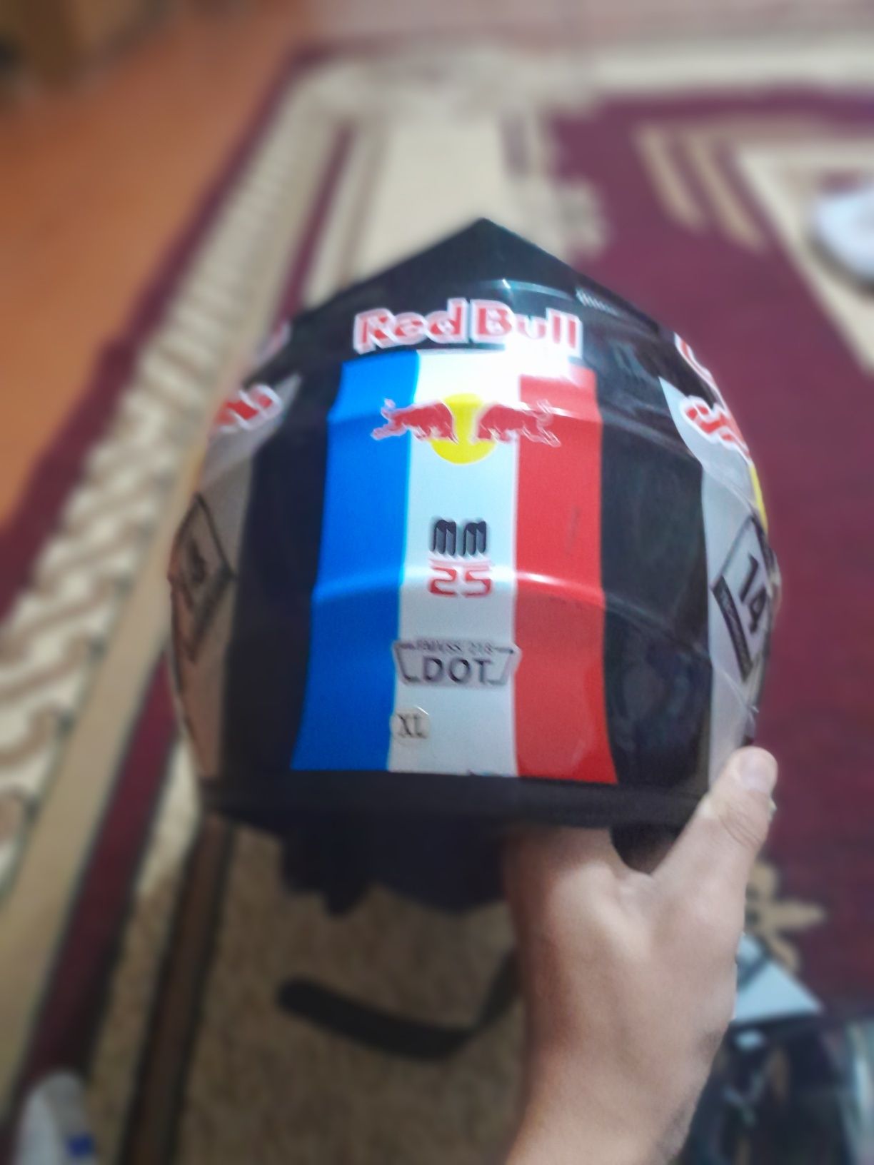 Прдаю шлем для питбайк