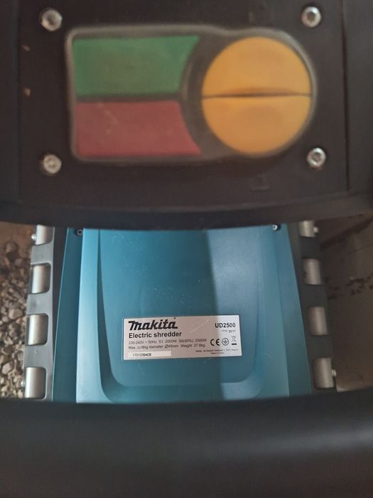 Tocator de crengi Makita