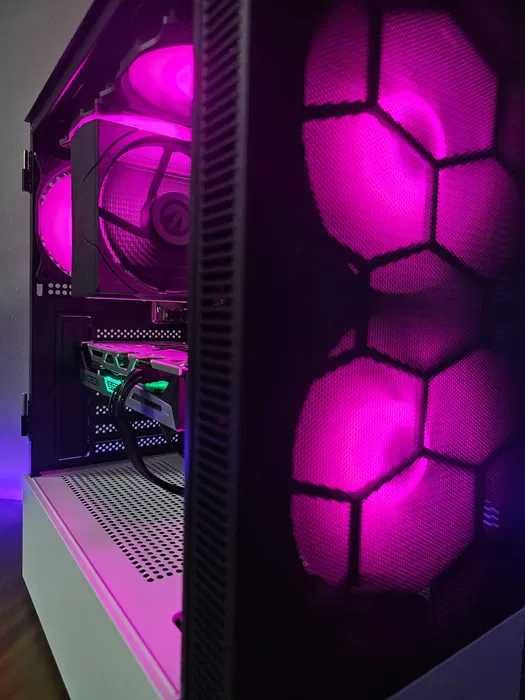 Гаранция! Геймърски компютър! RX 5700XT, Ryzen 5 5600, 16GB RAM, 600 W
