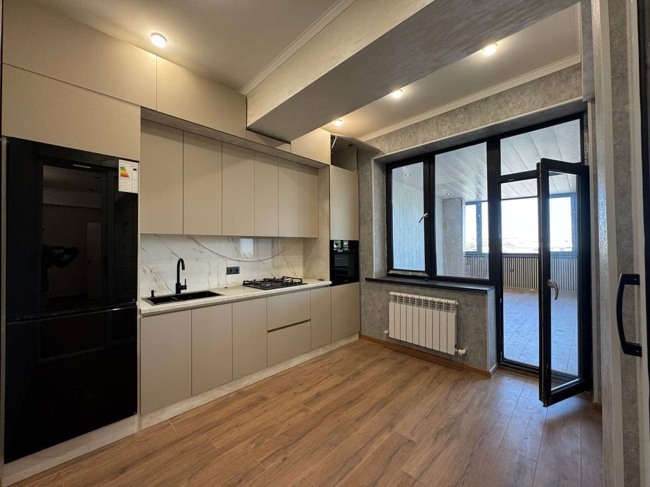 Срочно Продается 5 ком квартира Юнусабад Бадамзар 160 КВ