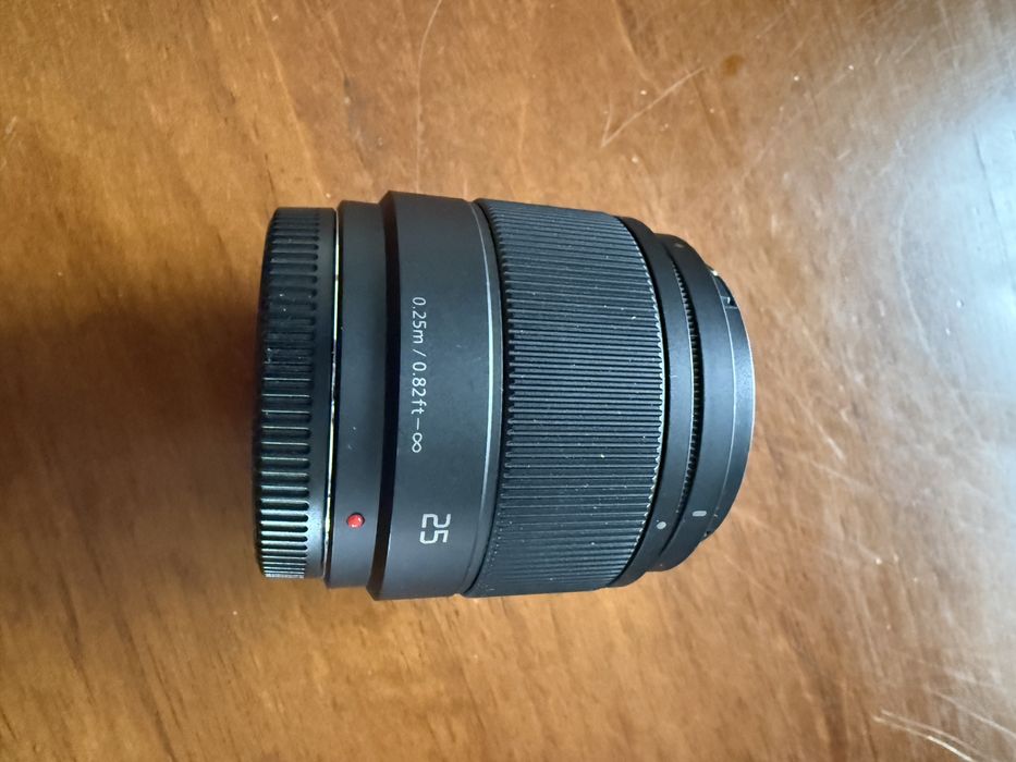 Obiectiv Panasonic Lumix 25mm f1.7 MFT