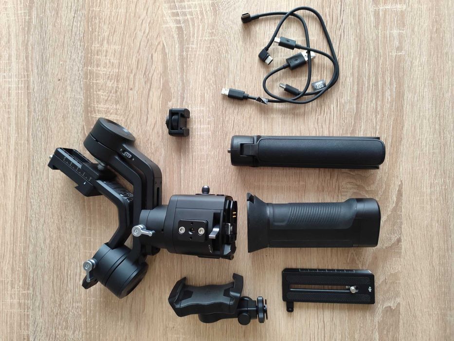 Продавам Dji Ronin SC