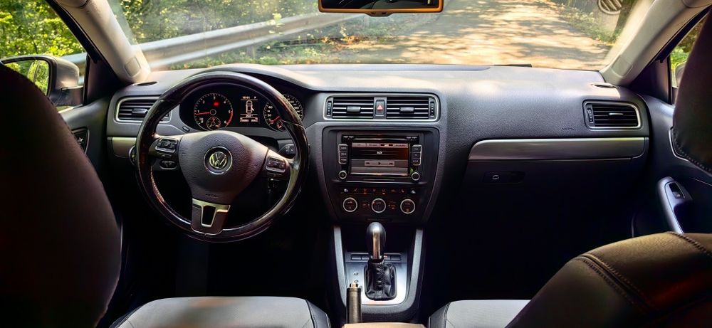 VW JETTA 2014 1.6 diesel automata