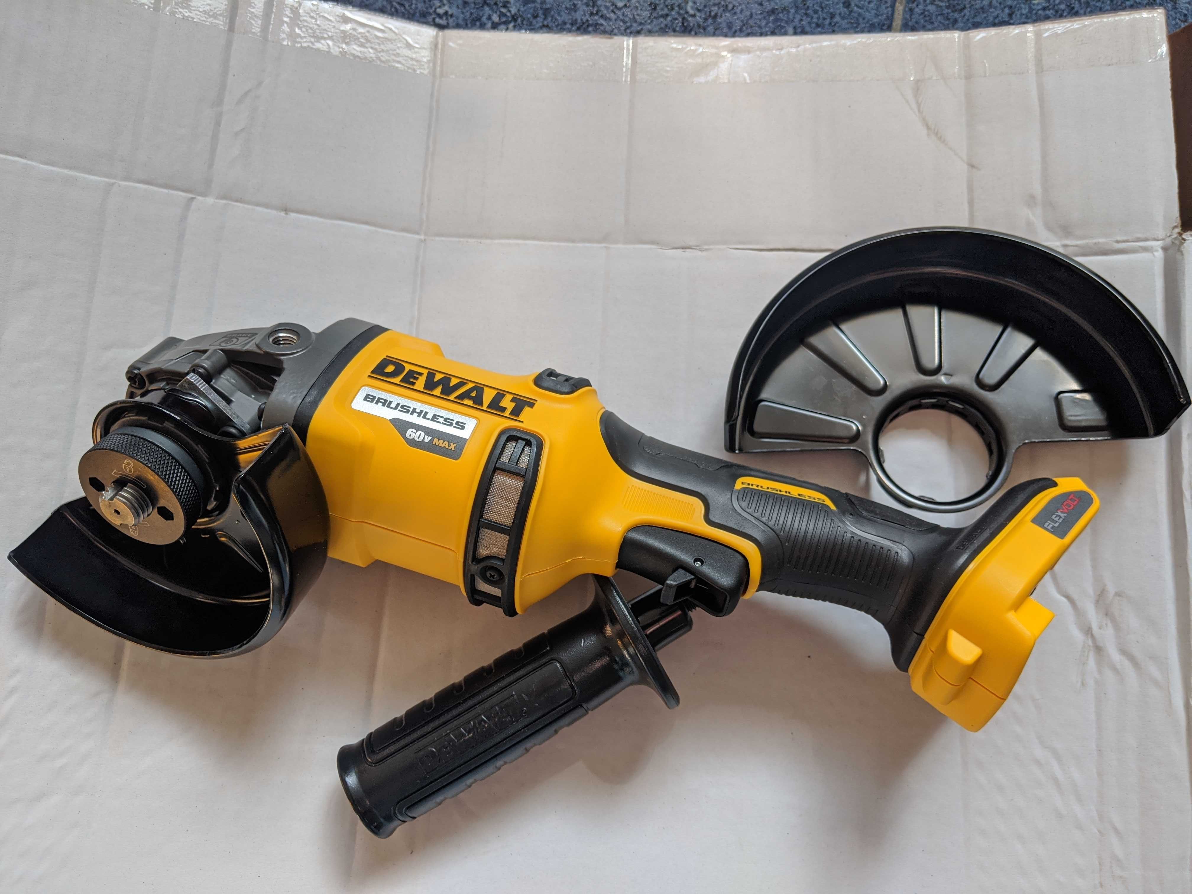 Акумулаторен ъглошлайф DeWALT DCG418 FlexVolt 125mm 60V/54V