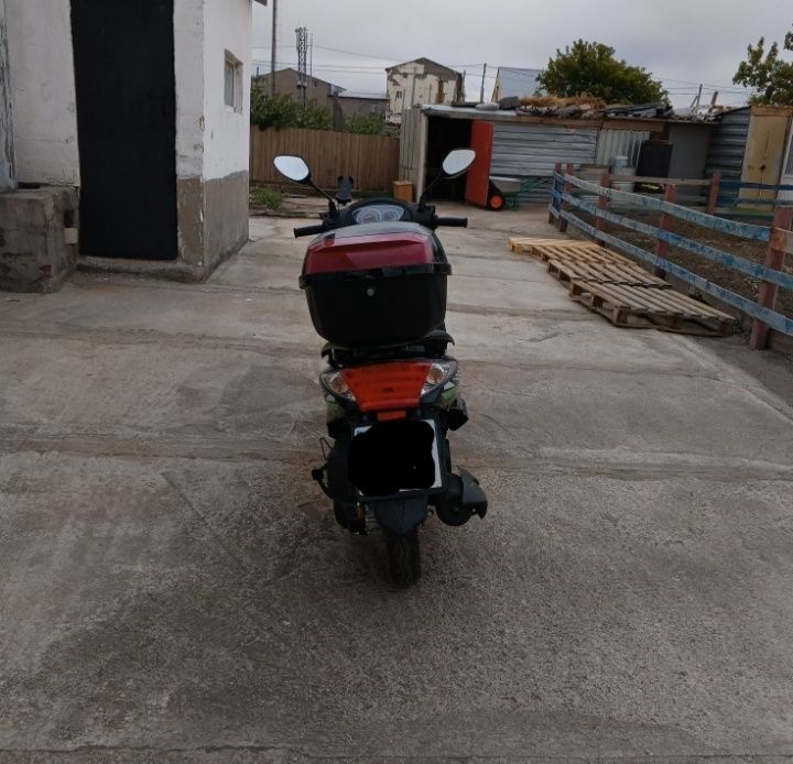 М8 мопед продается