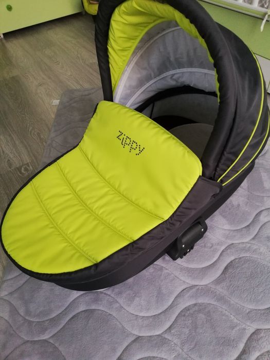 Детска количка Zippy
