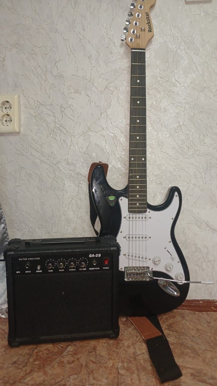 Продаю электрогитару  тип Stratocaster.